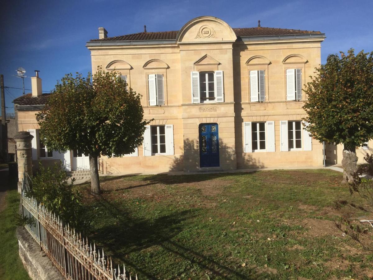 Superbe Gite A La Campagne Dans Le Bordelais Saint-Vivien-de-Blaye 外观 照片
