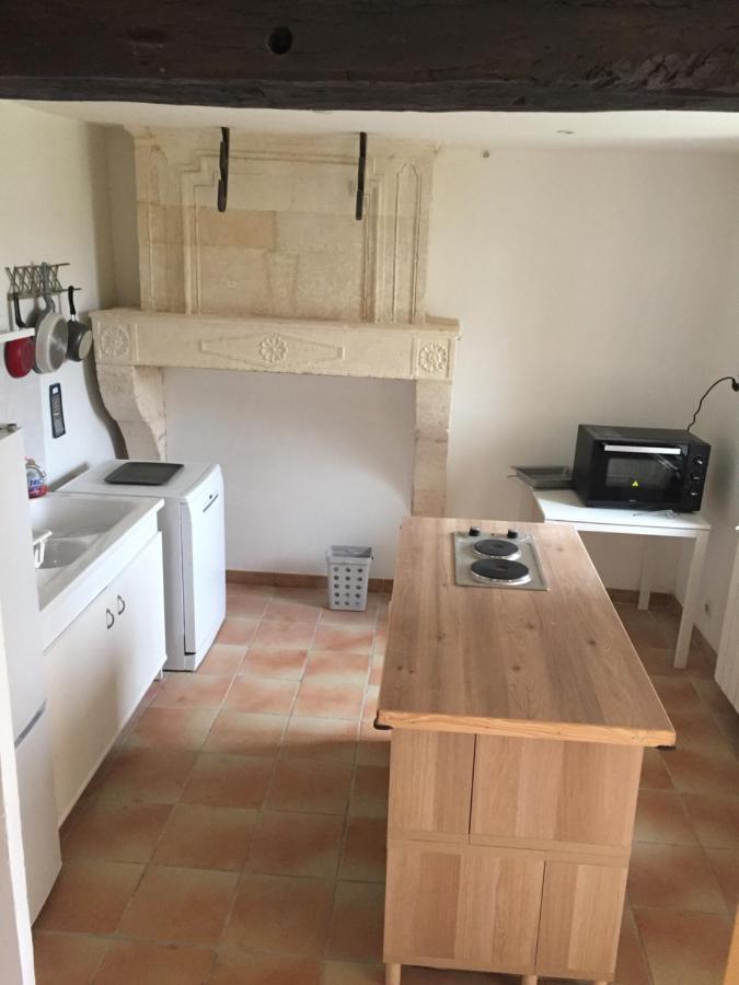 Superbe Gite A La Campagne Dans Le Bordelais Saint-Vivien-de-Blaye 外观 照片